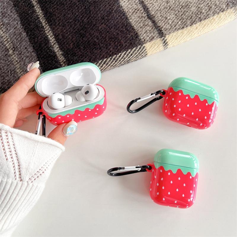 Strawberry Design Earphone Case with Keychain, 1 Count Decorative Earphone Protector Cover, Earphone Accessories Compatible with AirPods 1 2 3 Pro 2